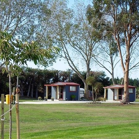 Glenavys Waitaki River Motor Camp Екстериор снимка