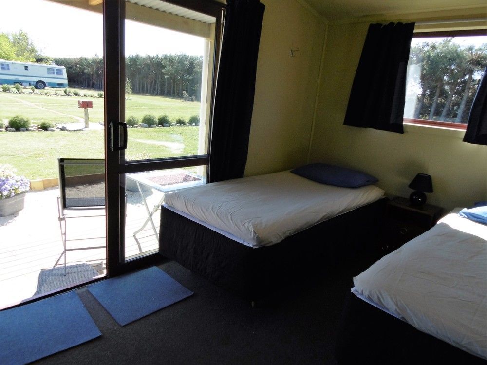 Glenavys Waitaki River Motor Camp Екстериор снимка