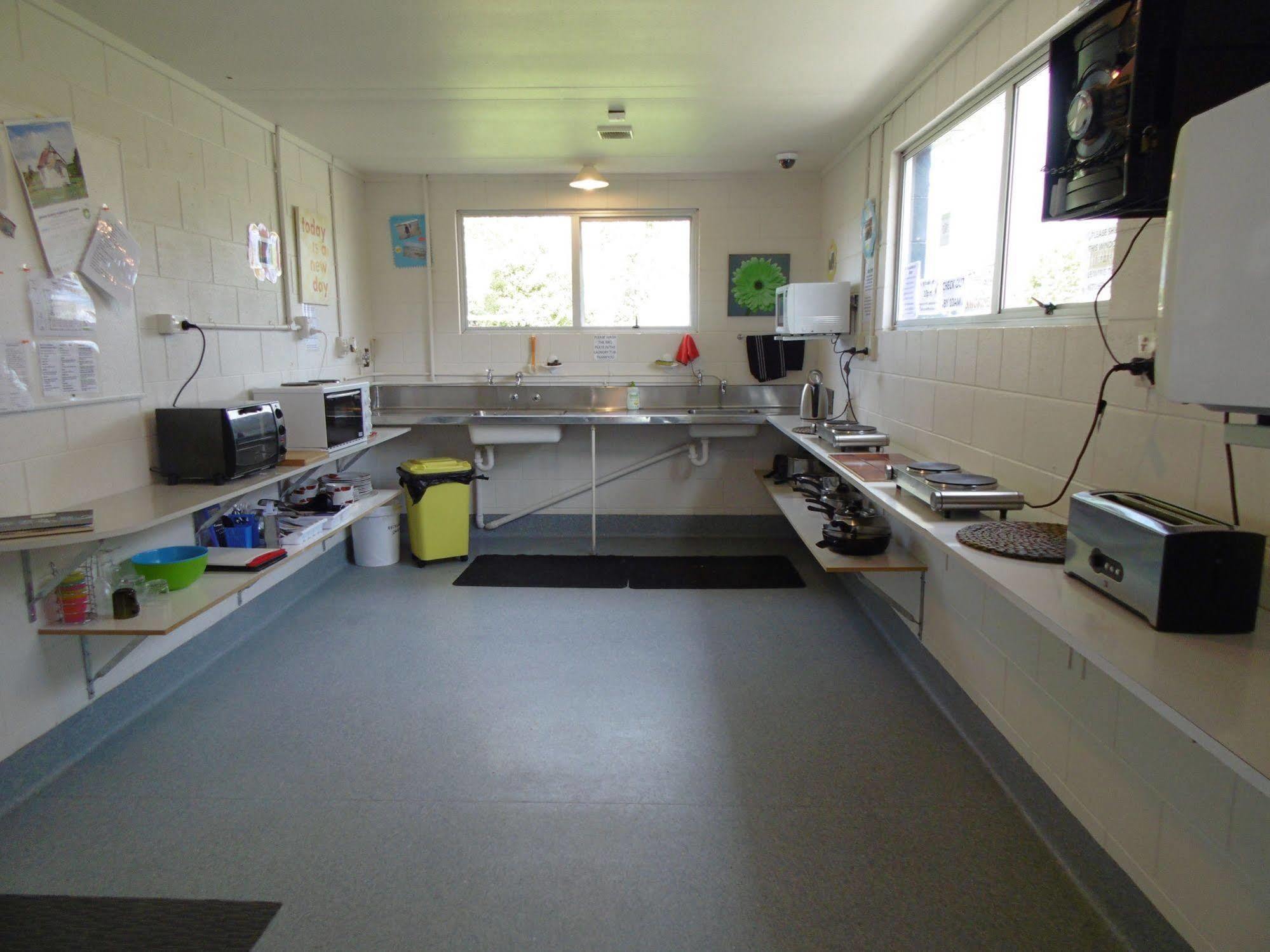 Glenavys Waitaki River Motor Camp Екстериор снимка